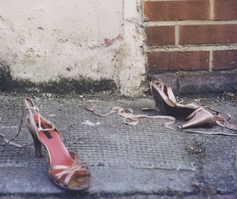 名称：Amy Winehouse - 2003年专辑CD1 - Frank   Flac描述：01 - Intro_Stronger Than Me02 - You Sent Me Flying_Cherry03 - Know You Now04 - Fuck Me Pumps05 - I Heard Love Is Blind06 - Moody's Mood for Love_Teo Licks07 - (There Is) No Greater Love08 - In My Bed09 - Take the Box10 - October Song11 - What Is It About Men12 - Help Yourself13 - Amy Amy Amy_Outro链接：